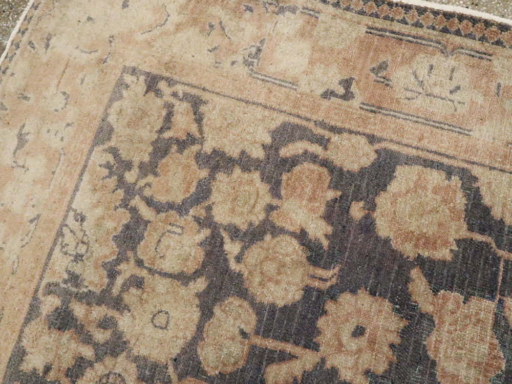 Antique Indian Agra Carpet, No.13970 - Gss