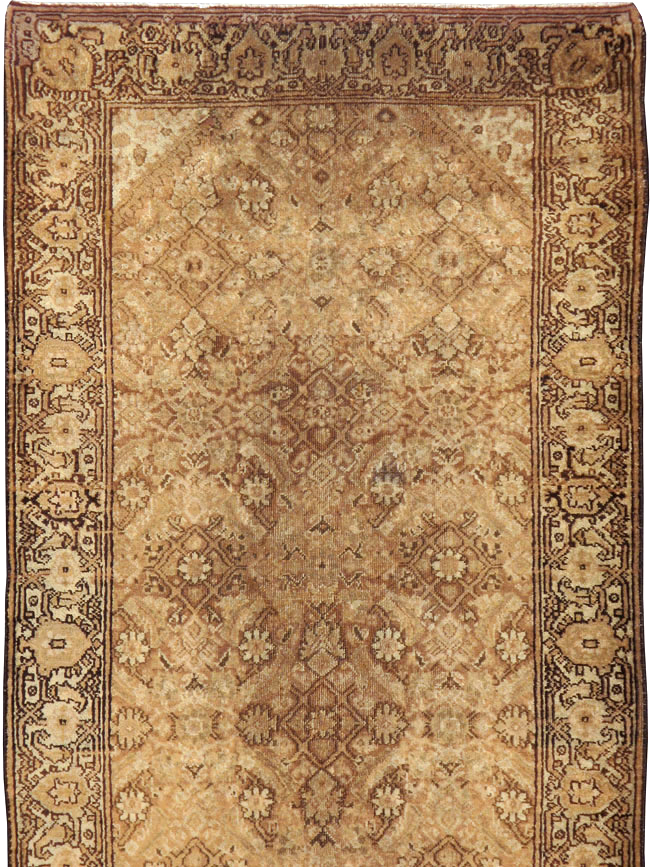 Vintage Indian Amritsar Runner, No.13974 - Gss
