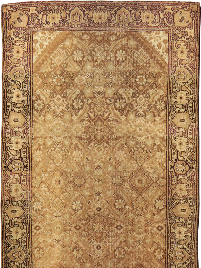 Vintage Indian Amritsar Runner, No.13974 - Gss