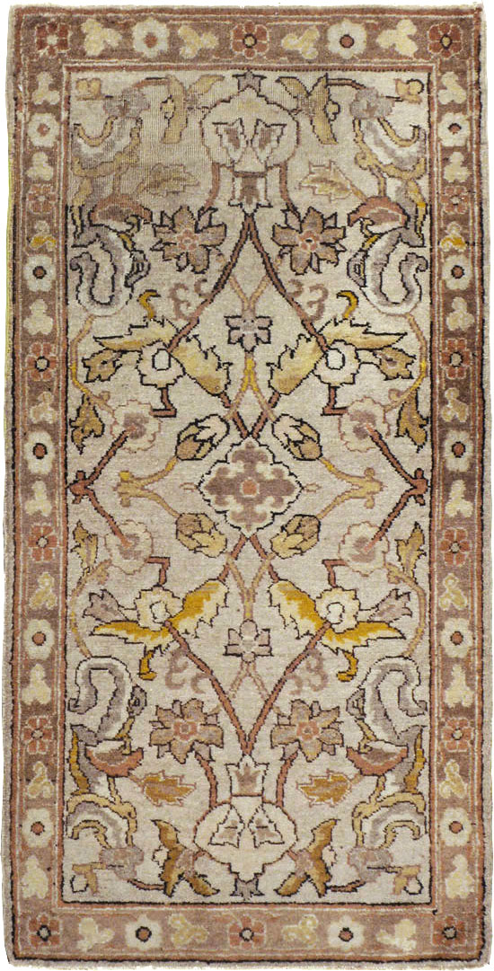 Antique Indian Lahore Rug, No.13977 - Gss