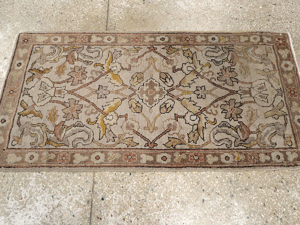 Antique Indian Lahore Rug, No.13977 - Gss