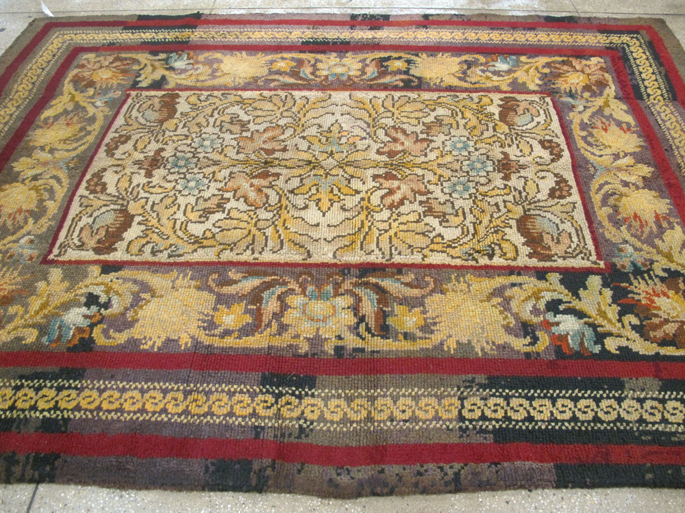 Vintage Irish Donegal Accent Carpet, No.13979 - Gss