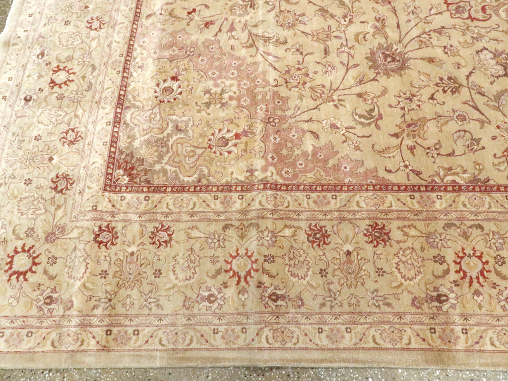 Vintage Persian Tabriz Carpet, No.13991 - Gss