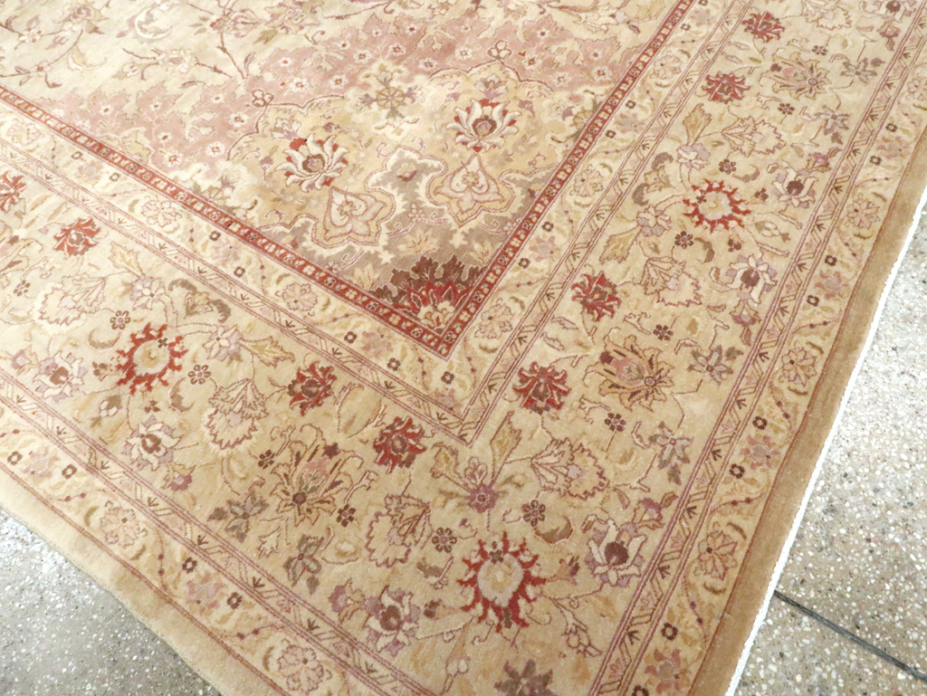 Vintage Persian Tabriz Carpet, No.13991 - Gss