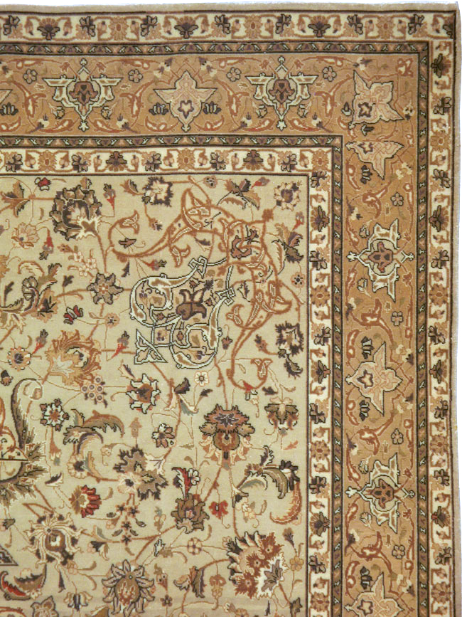 Vintage Persian Tabriz Carpet, No.13995 - Gss