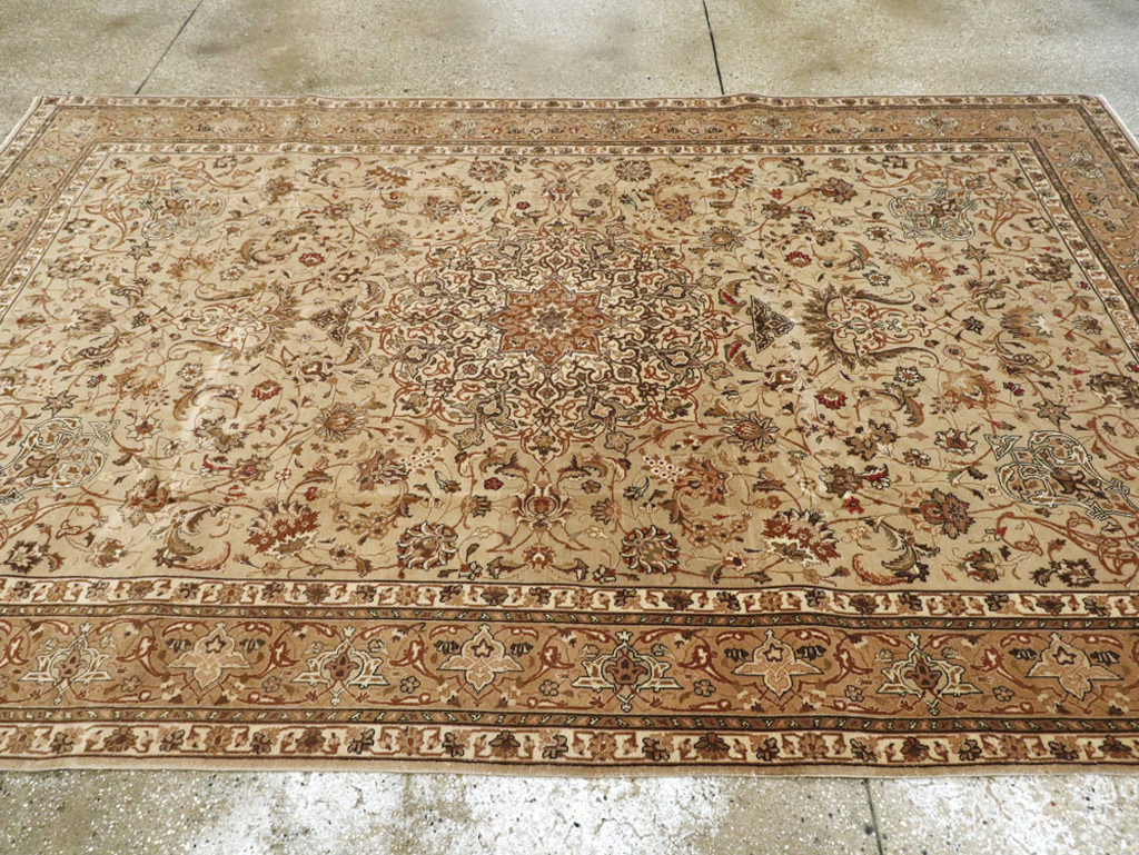 Vintage Persian Tabriz Carpet, No.13995 - Gss