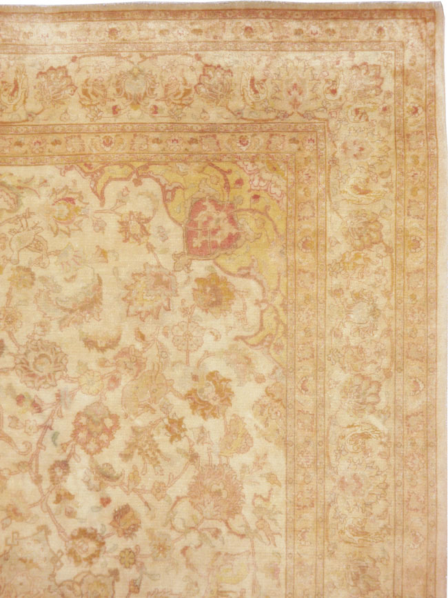 Vintage Persian Tabriz Carpet, No.13998 - Gss