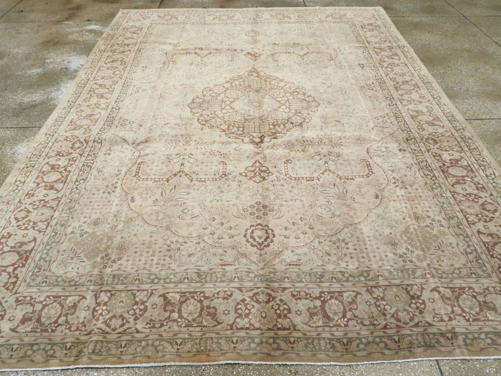 Vintage Persian Tabriz Carpet, No.14056 - Gss