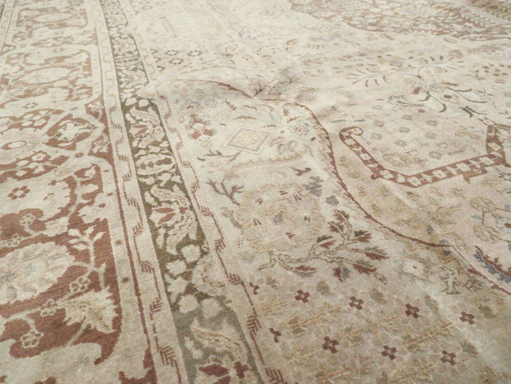 Vintage Persian Tabriz Carpet, No.14056 - Gss