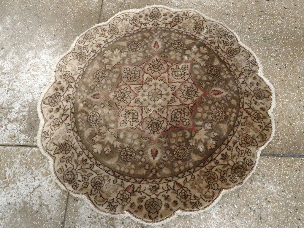 Vintage Persian Tabriz Round Carpet, No.14057 - Gss