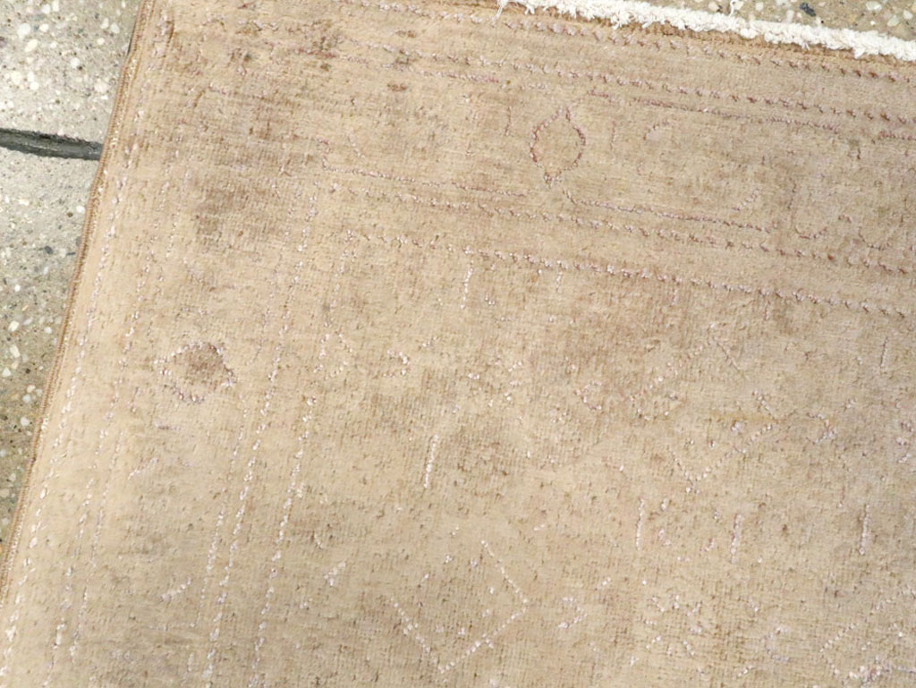 Vintage Persian Tabriz Rug, No.14059 - Gss