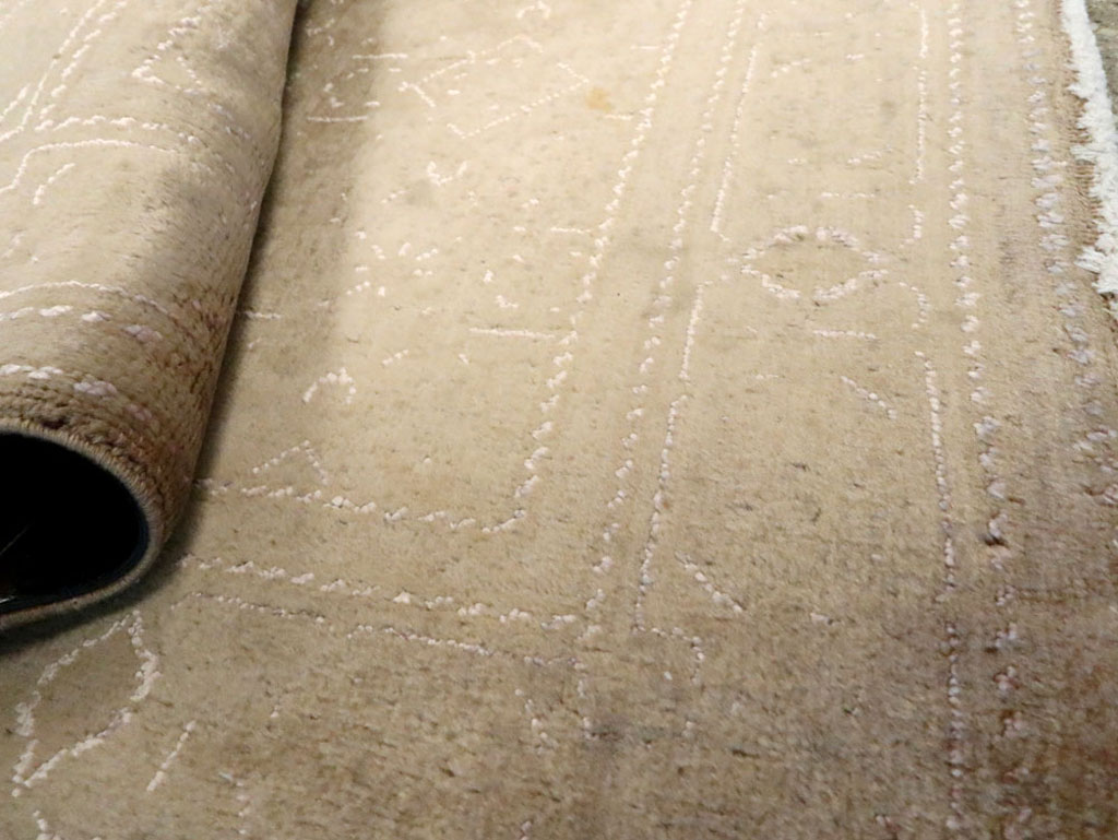 Vintage Persian Tabriz Rug, No.14059 - Gss