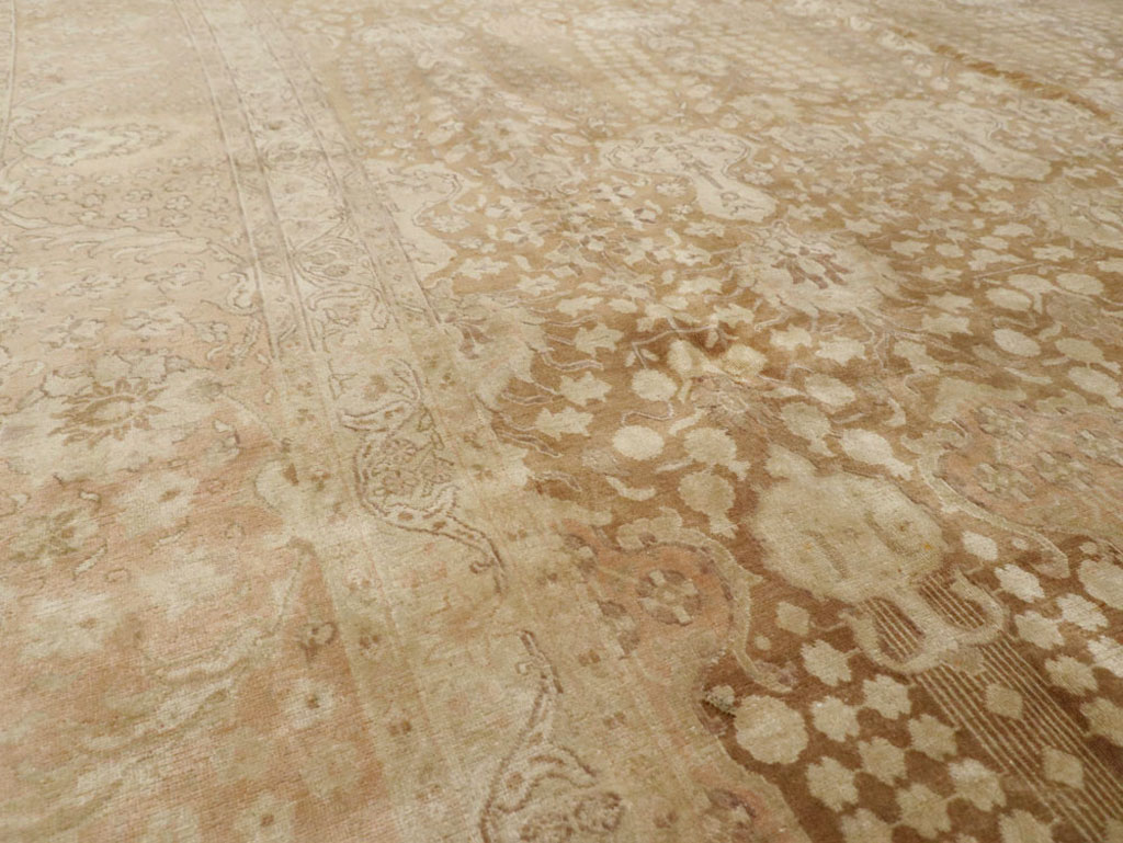 Vintage Persian Tabriz Carpet, No.14060 - Gss