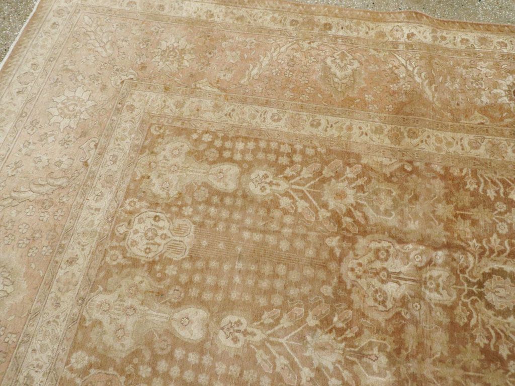 Vintage Persian Tabriz Carpet, No.14060 - Gss