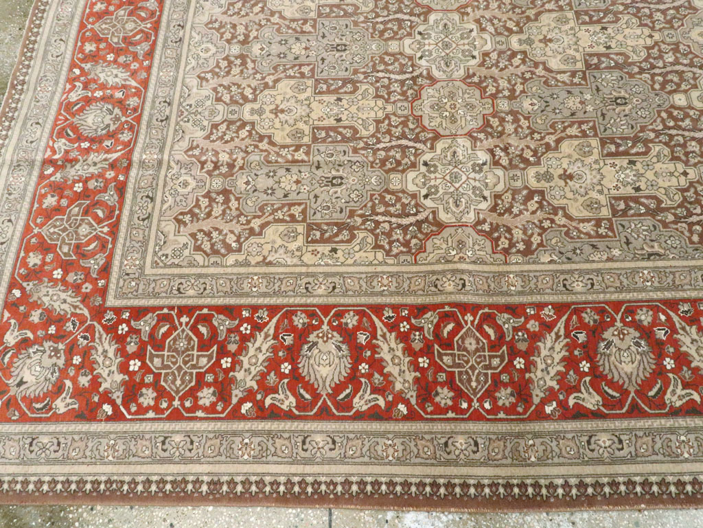 Vintage Persian Tabriz Carpet, No.14061 - Gss