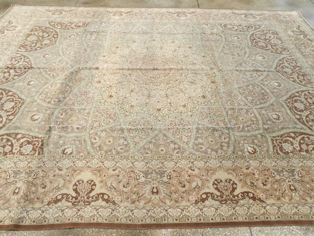 Vintage Persian Tabriz Carpet, No.14064 - Gss