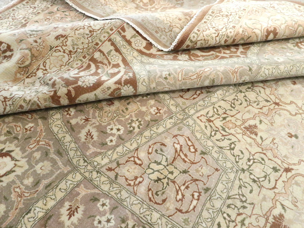 Vintage Persian Tabriz Carpet, No.14064 - Gss