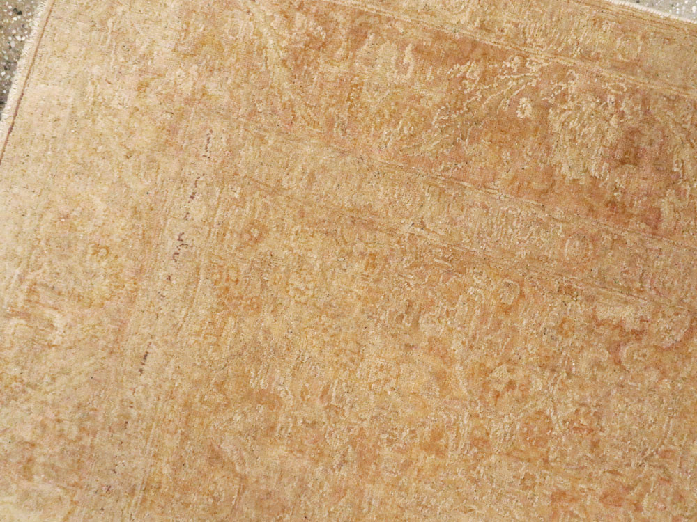 Vintage Persian Tabriz Rug, No.14141 - Gss