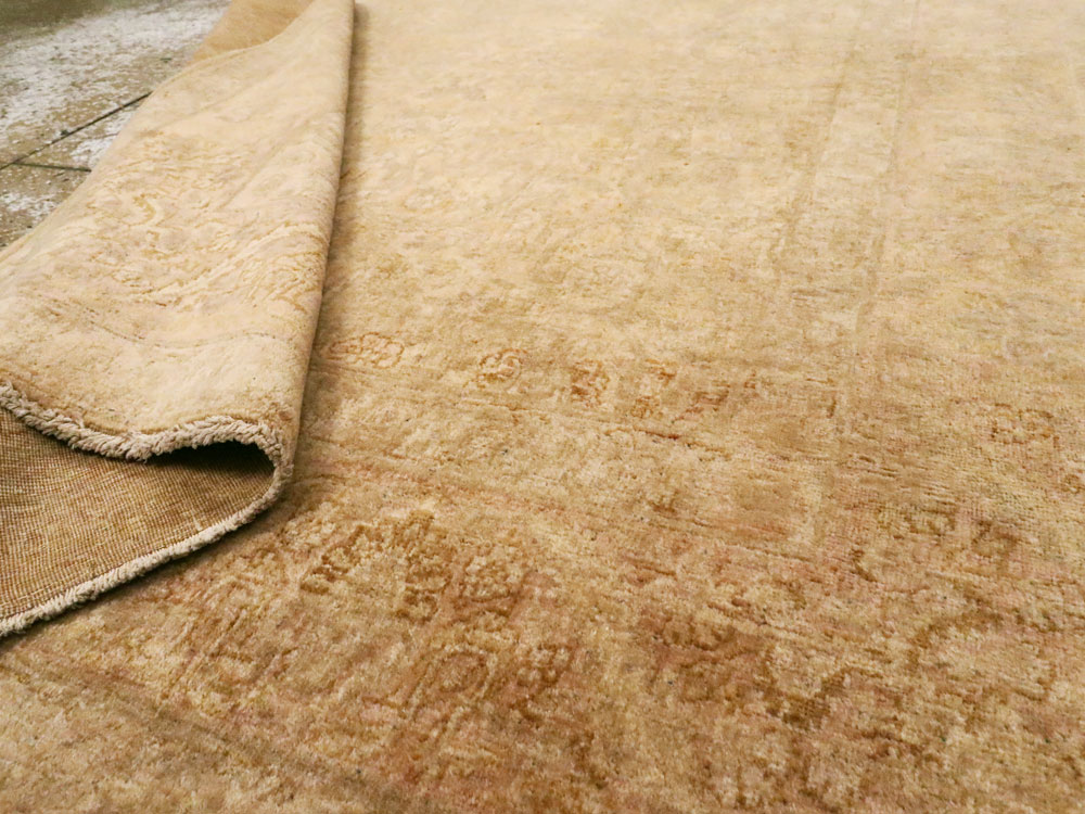 Vintage Persian Tabriz Rug, No.14141 - Gss