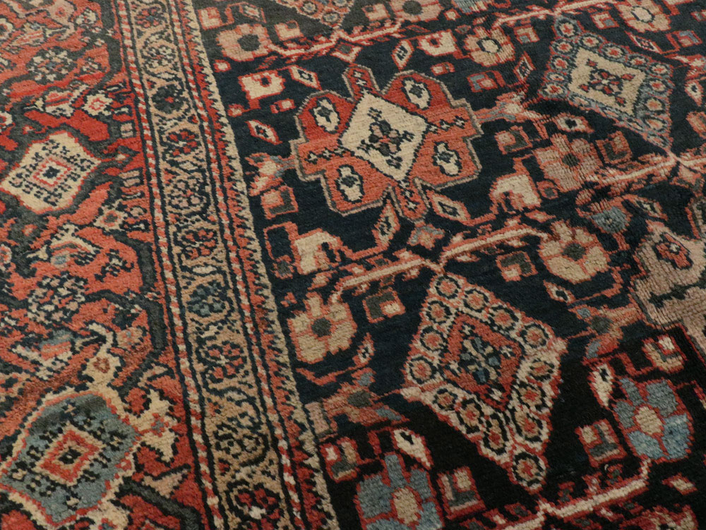 Antique Persian Mahal Carpet, No.14147 - Gss