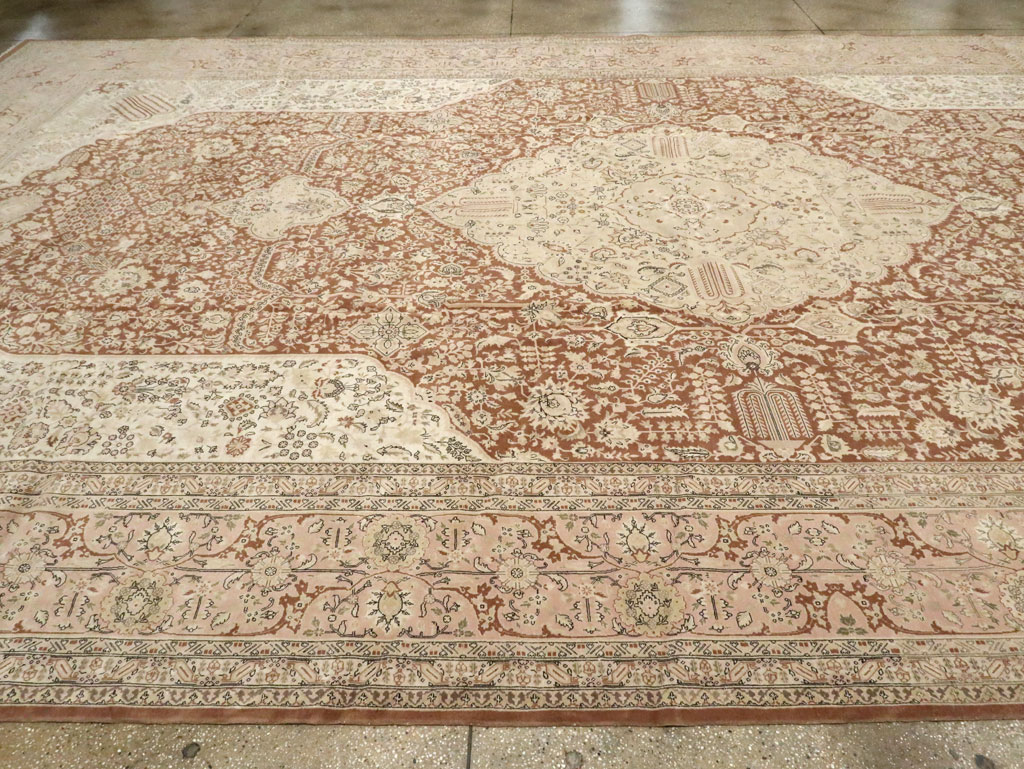 Vintage Persian Tabriz Carpet, No.14173 - Gss