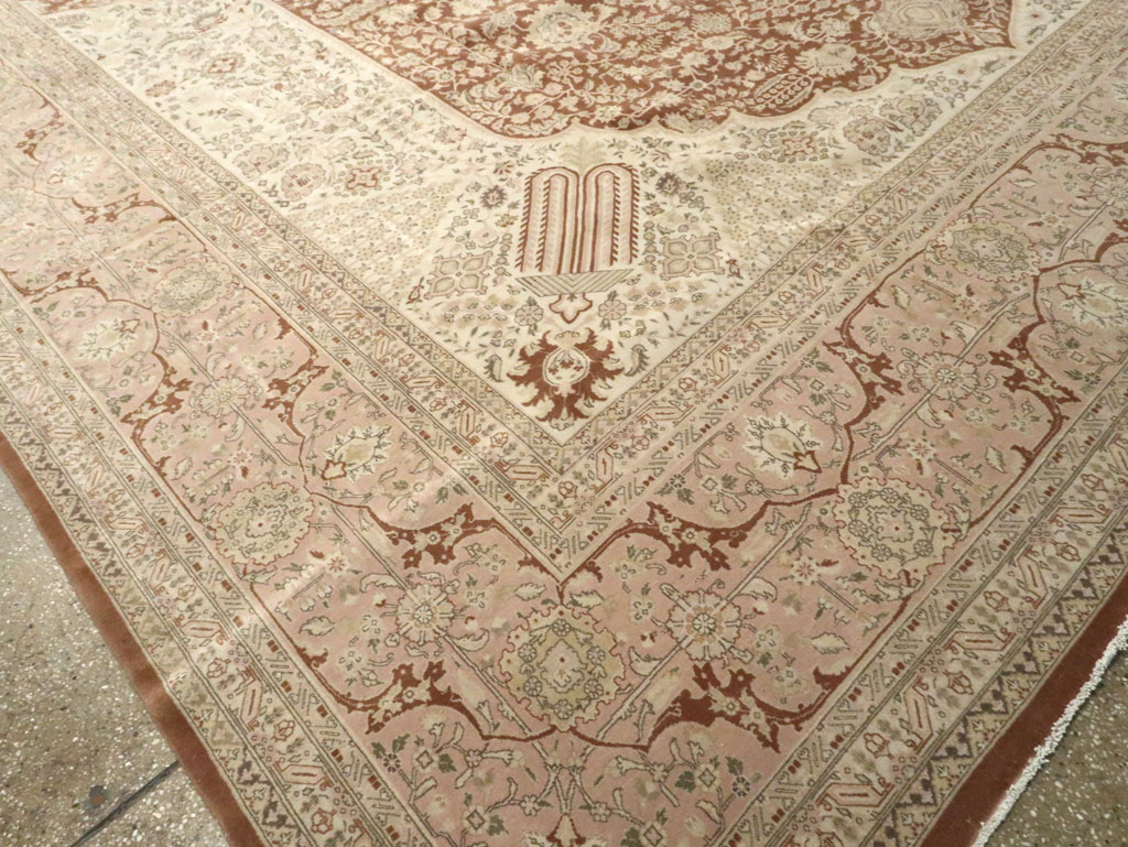 Vintage Persian Tabriz Carpet, No.14173 - Gss