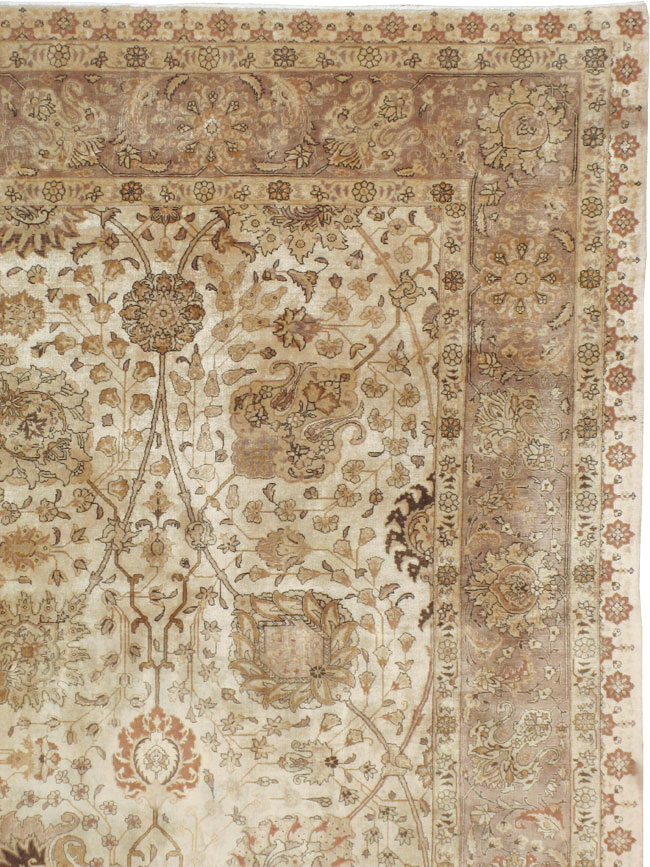 Vintage Persian Tabriz Carpet, No.14183 - Gss