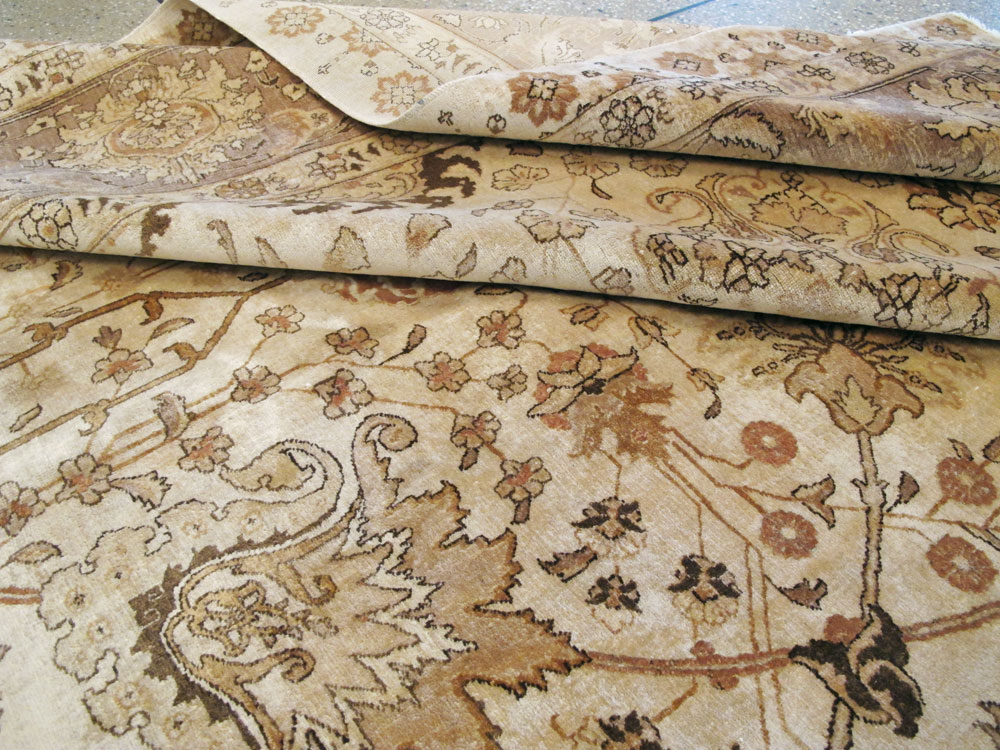 Vintage Persian Tabriz Carpet, No.14183 - Gss