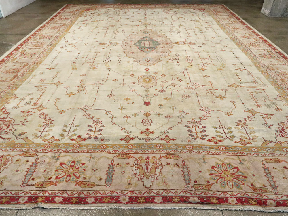 Antique Turkish Oushak Carpet, No.14236 - Gss