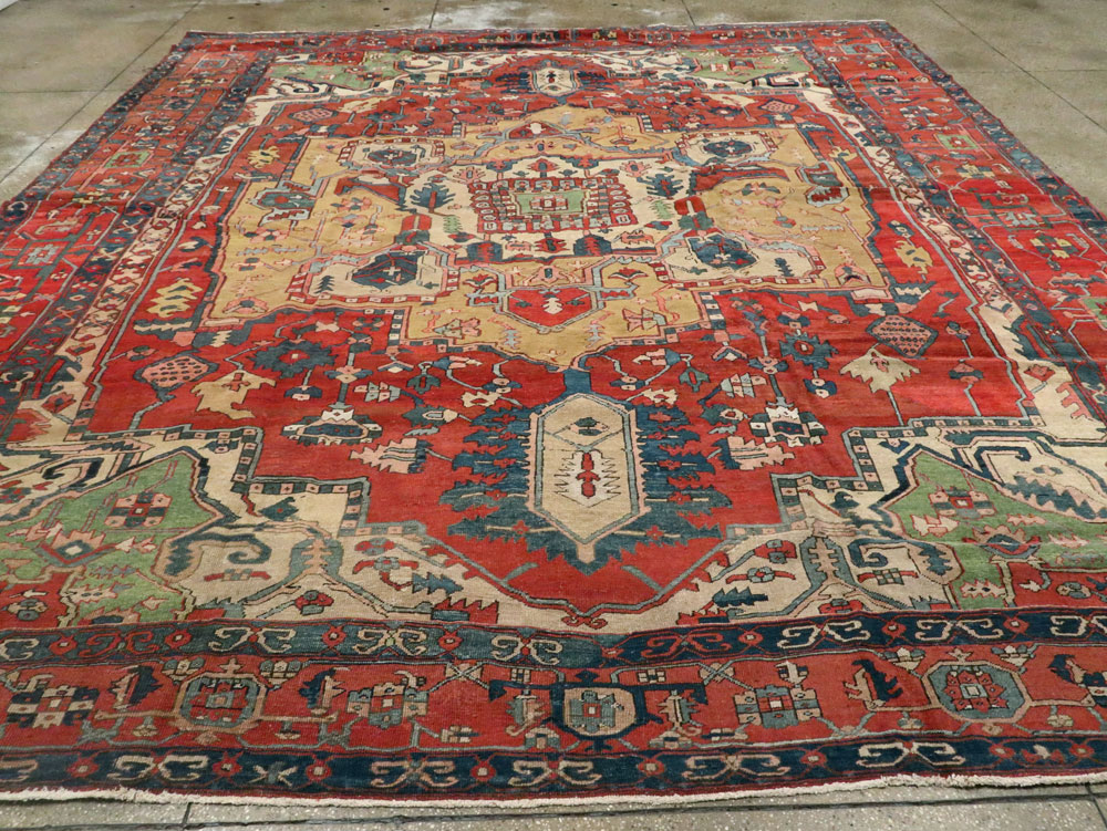 Antique Persian Heriz Carpet, No.14272 - Gss