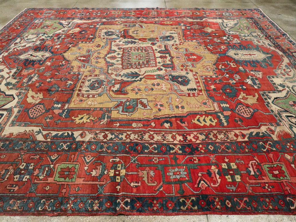 Antique Persian Heriz Carpet, No.14272 - Gss