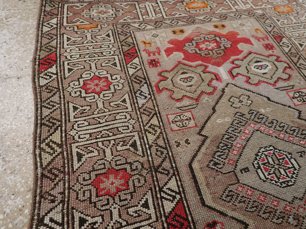 Antique  Caucasian Kazak Rug, No.14297 - Gss