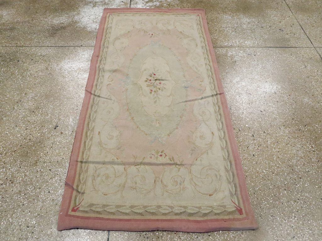 Antique French Aubusson Rug, No.14331 - Gss