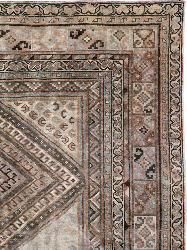 Antique Persian Shiraz Gallery Rug, No.14480 - Gss