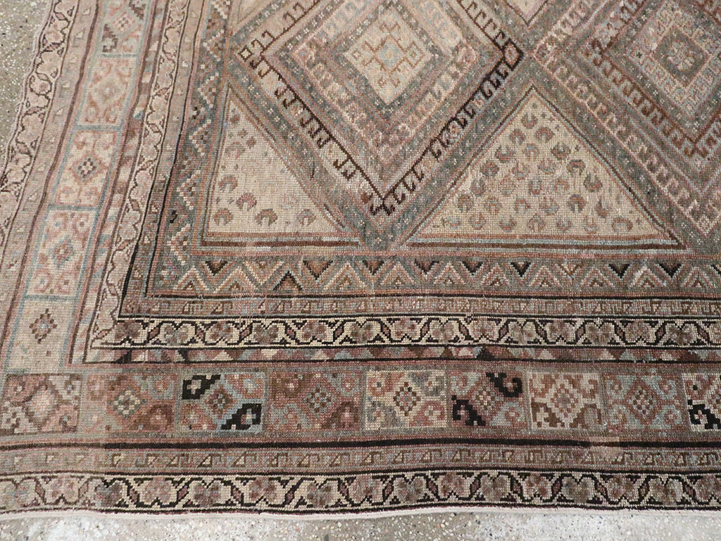 Antique Persian Shiraz Gallery Rug, No.14480 - Gss