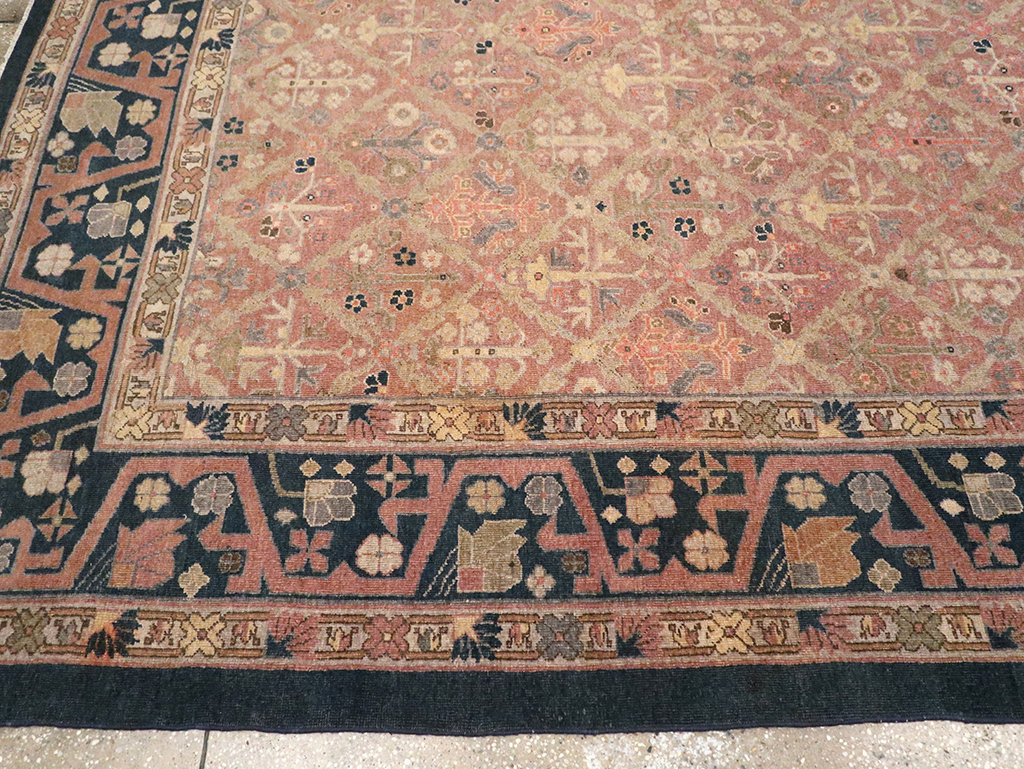 Antique Indian Lahore Room Size Carpet, No.14515 - Gss