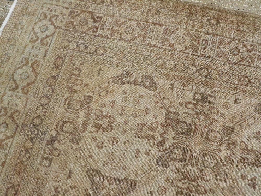 Vintage Persian Tabriz Carpet, No.14632 - Gss