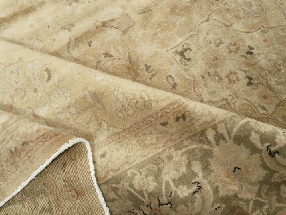 Vintage Persian Tabriz Carpet, No.14669 - Gss