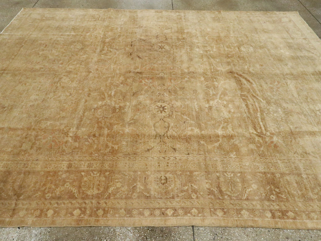 Vintage Indian Agra Carpet, No.14743 - Gss