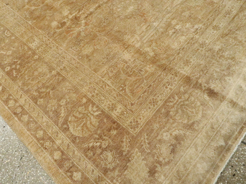 Vintage Indian Agra Carpet, No.14743 - Gss