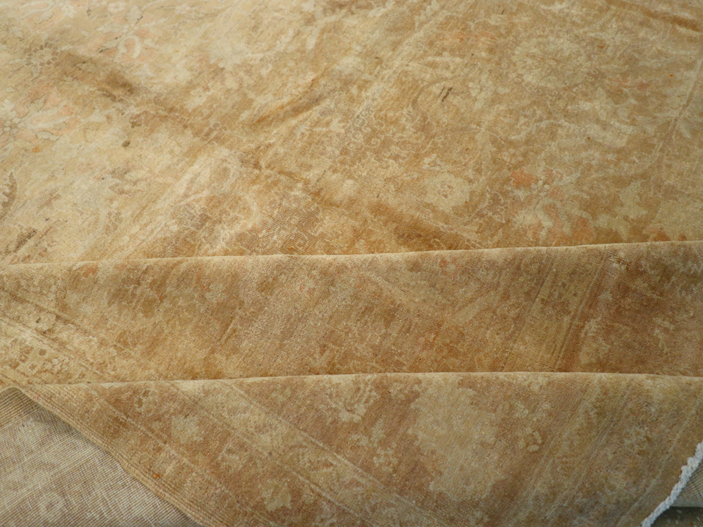 Vintage Indian Agra Carpet, No.14743 - Gss