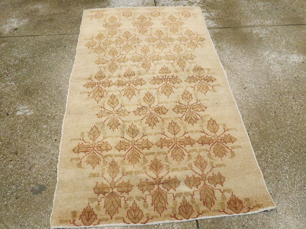 Vintage Turkish Anatolian Rug, No.14924 - Gss
