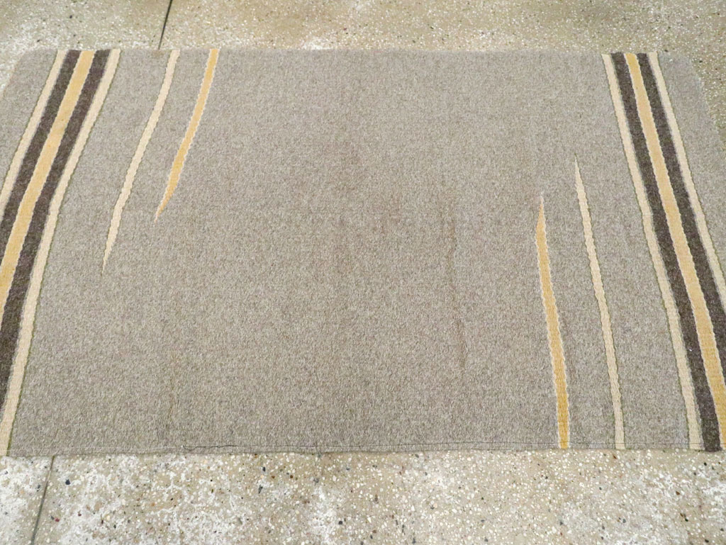 Vintage European Flatweave Kilim Throw Rug, No.14949 - Gss