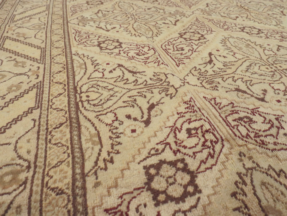 Vintage Turkish Sivas Carpet, No.14957 - Gss