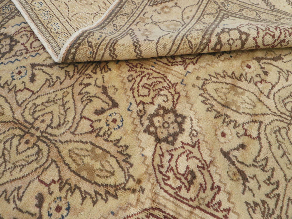 Vintage Turkish Sivas Carpet, No.14957 - Gss