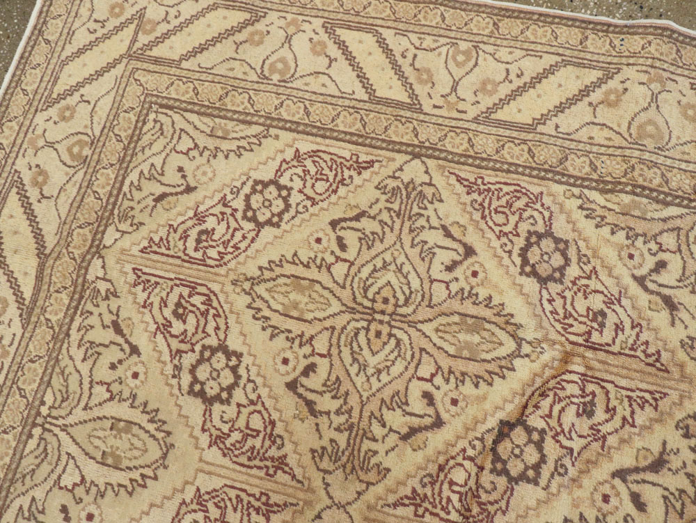 Vintage Turkish Sivas Carpet, No.14957 - Gss