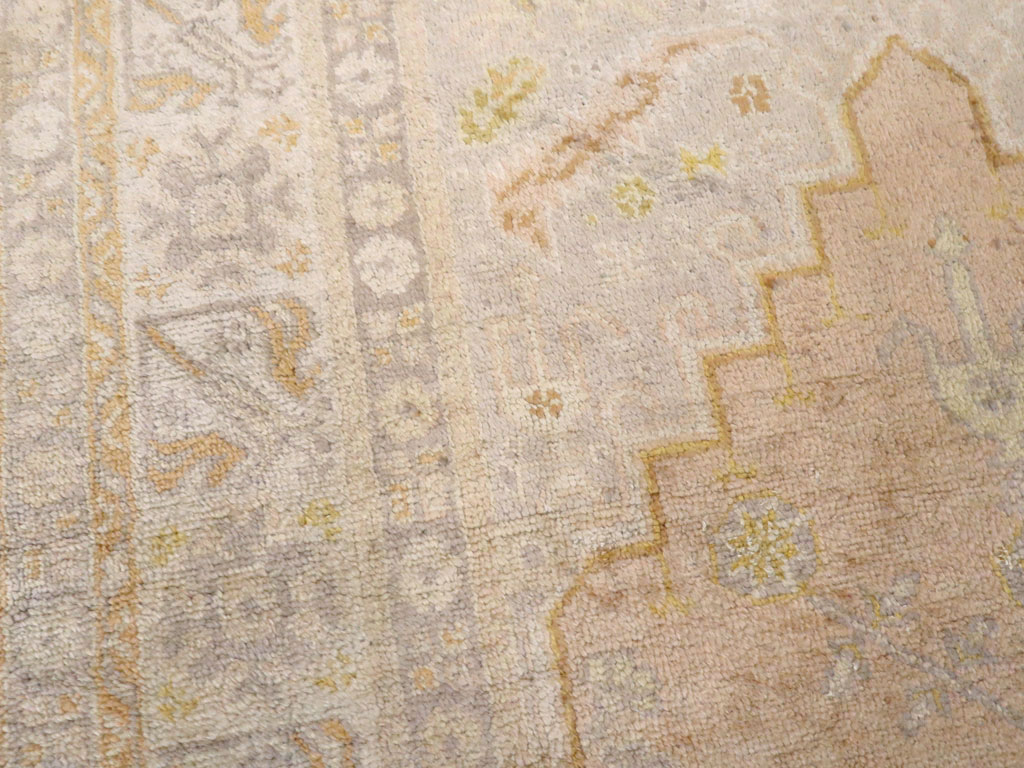 Antique Turkish Sivas Rug, No.15168 - Gss