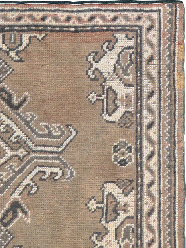 Antique Turkish Oushak Rug, No.15171 - Gss