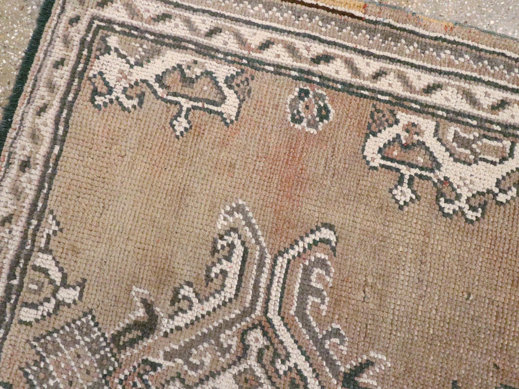 Antique Turkish Oushak Rug, No.15171 - Gss