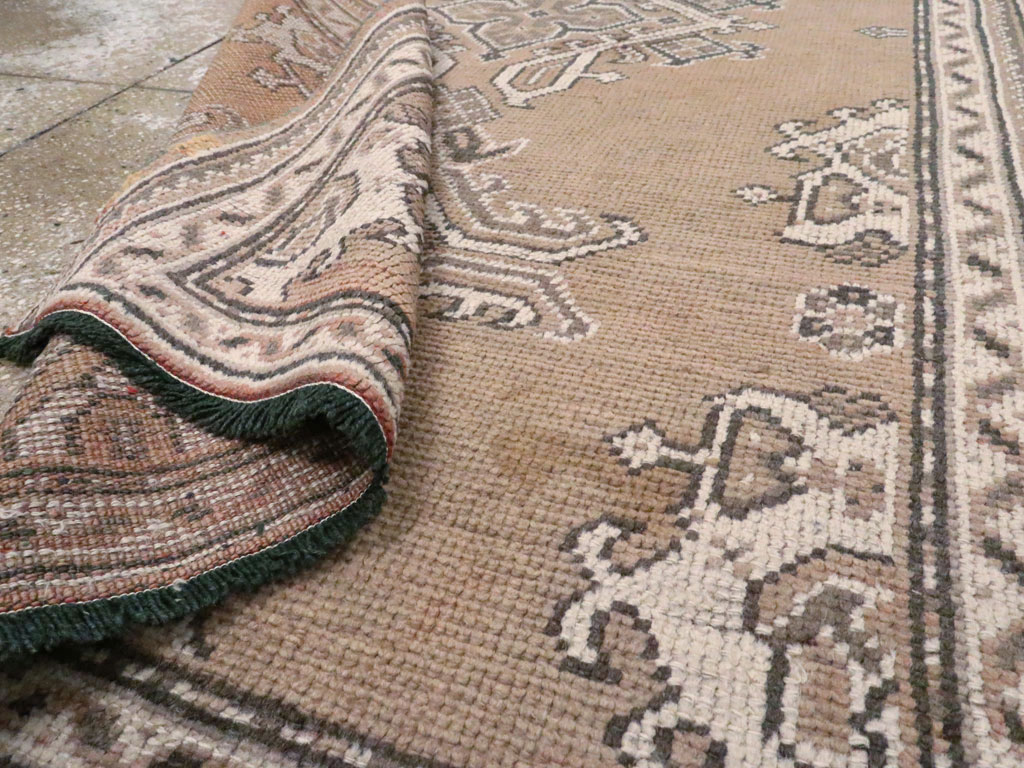 Antique Turkish Oushak Rug, No.15171 - Gss